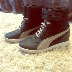 Puma High top heeled sneaker